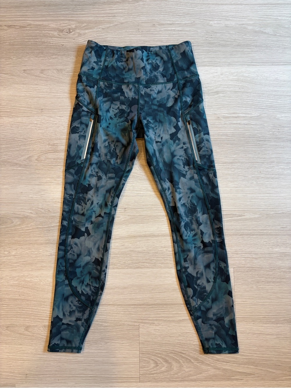 Athleta Women’s Green/Grey Rainier Printed Tights - SP